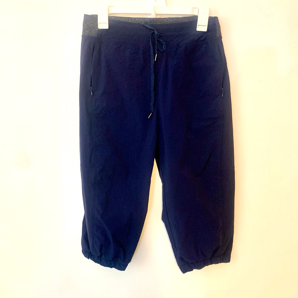Womens Le Verde Navy Cropped Joggers size Large